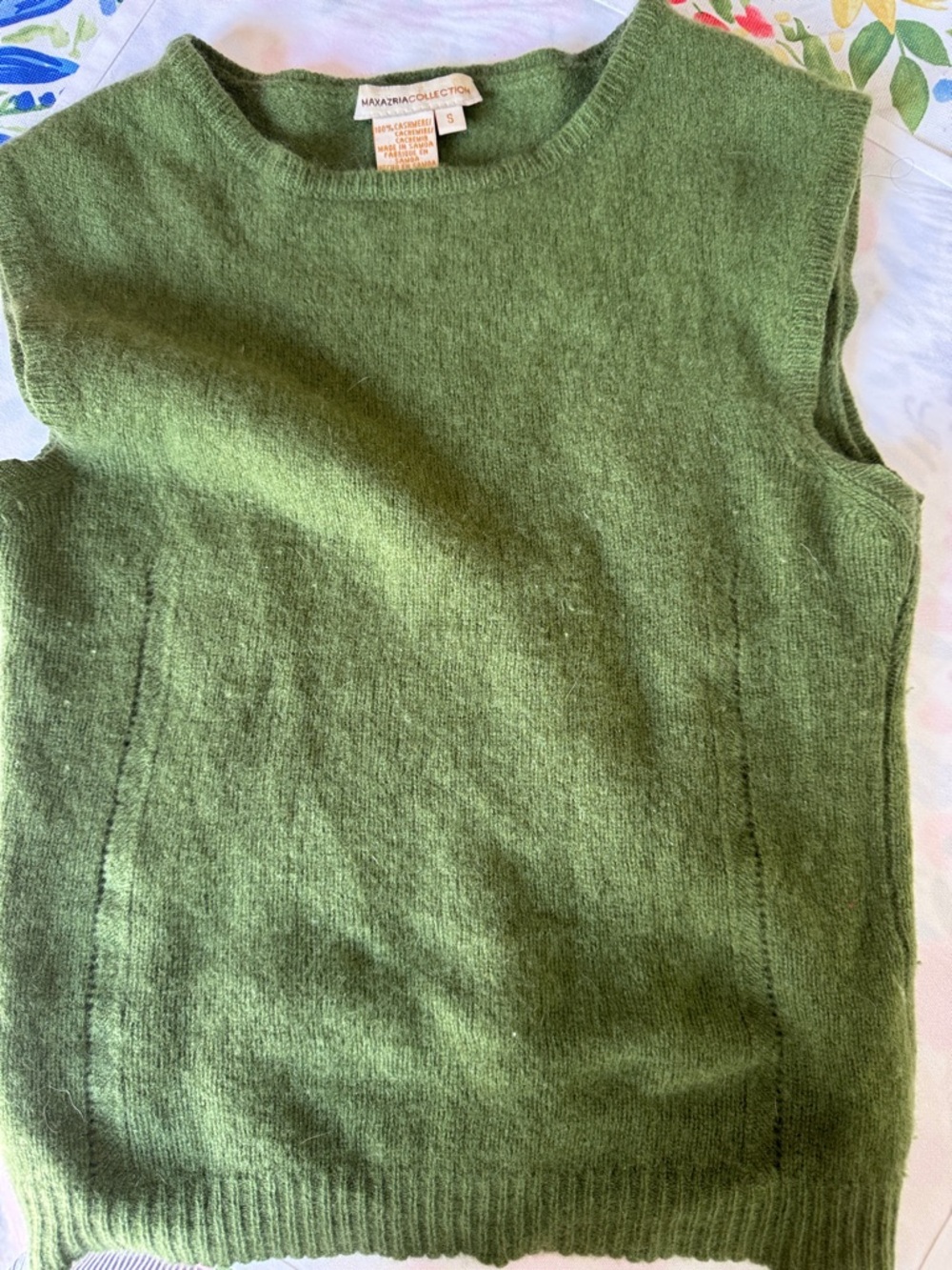 BCBGMaxAzria Green Crew Neck Sweater Vest